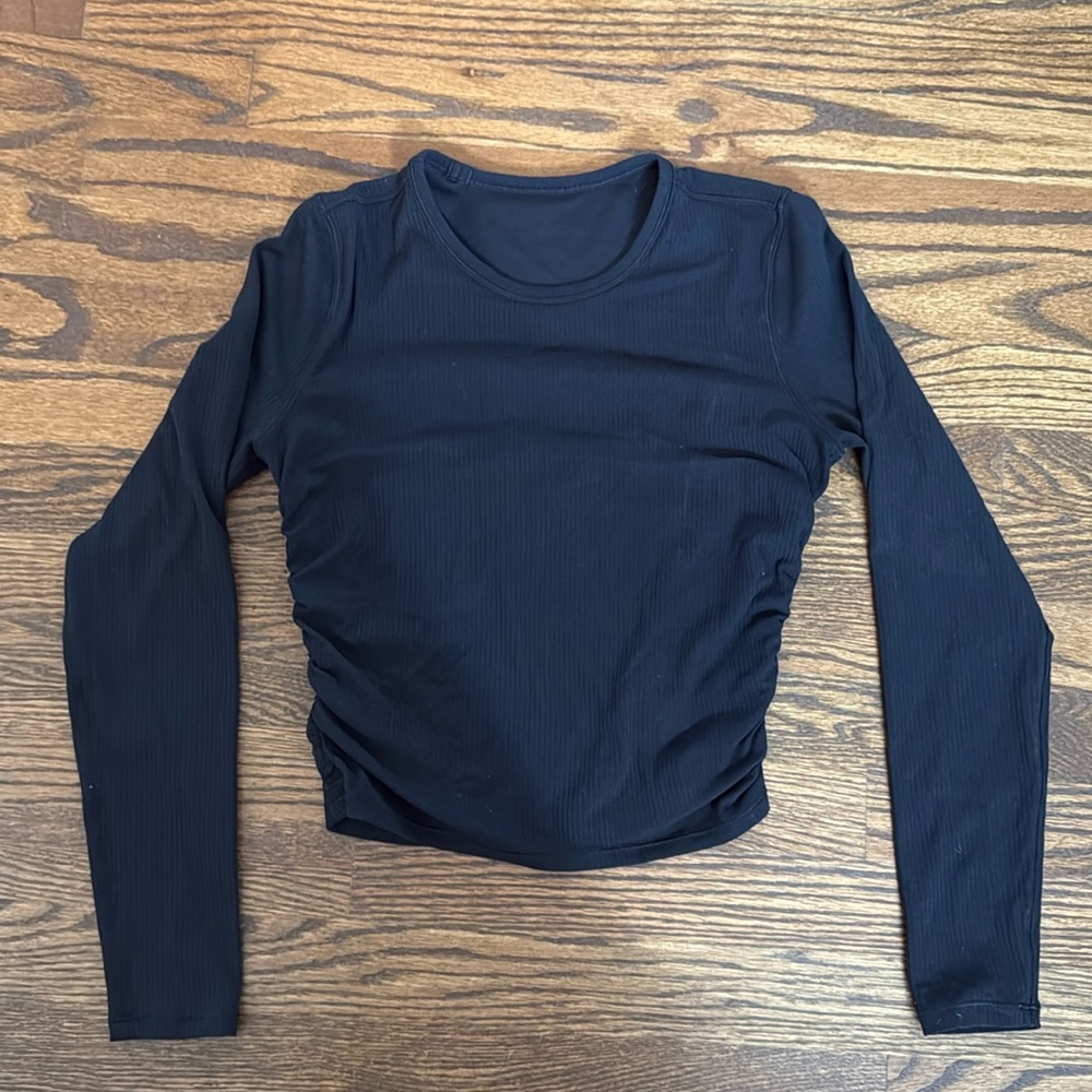 LULULEMON ribbed nulu long sleeve top